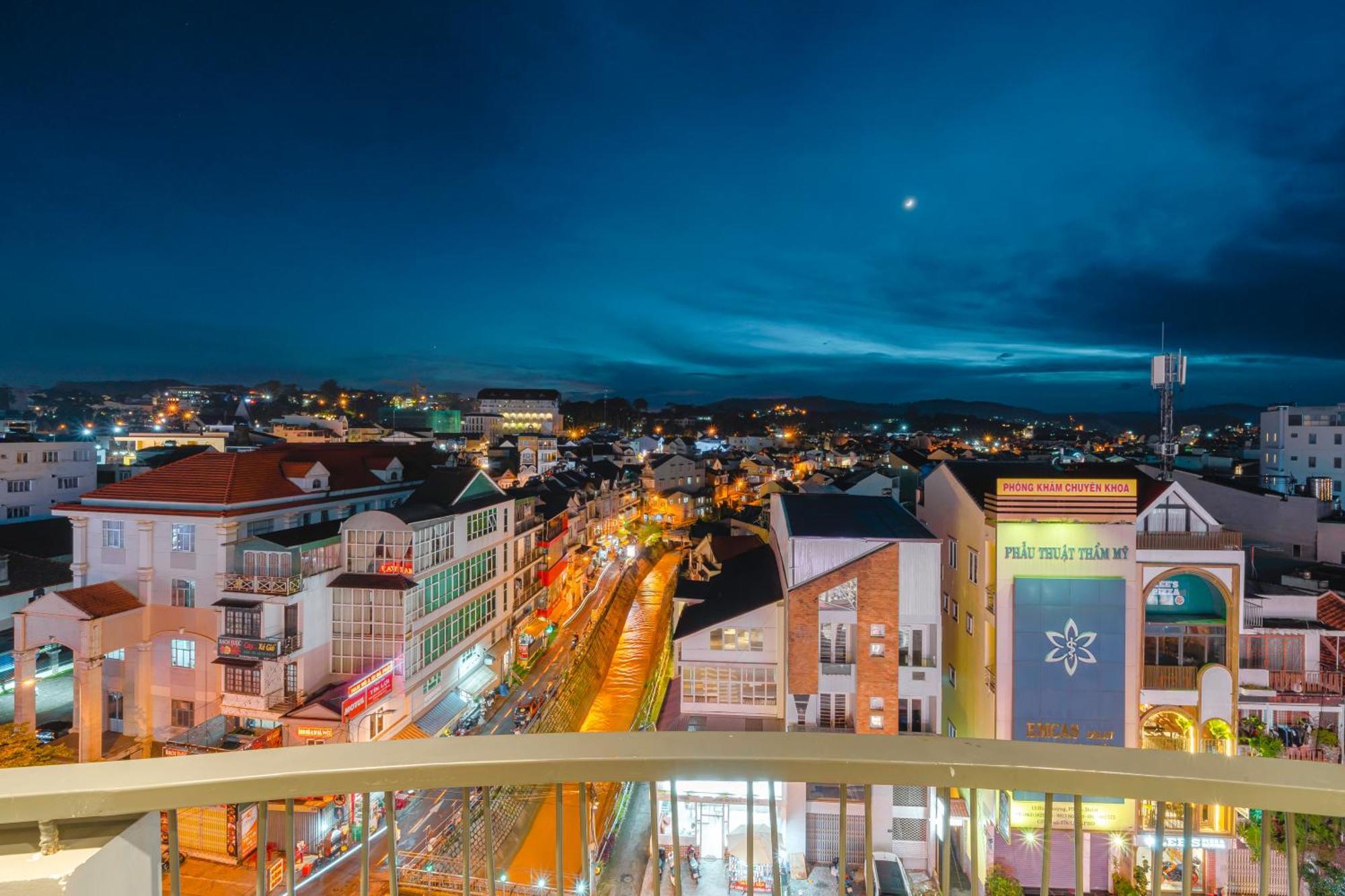 TTR Central Condotel Da Lat Esterno foto